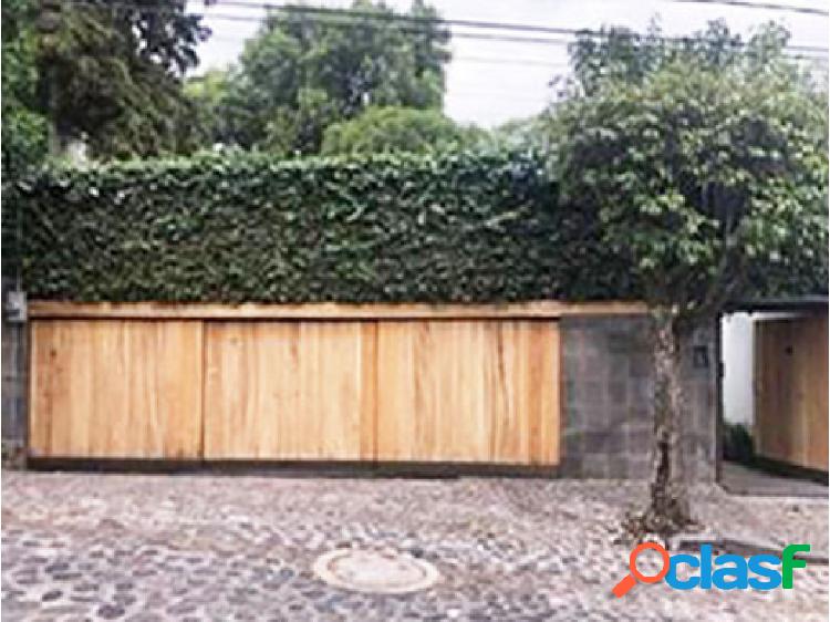 Preciosa casa con uso de suelo para oficina en San Ángel