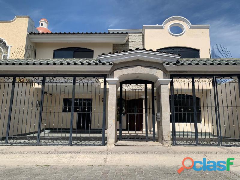 Casa a la renta : en Arcos de Guadalupe