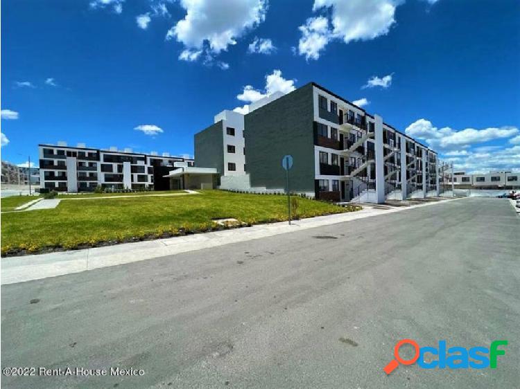Departamento en Renta en Zibata 2 recamaras SG