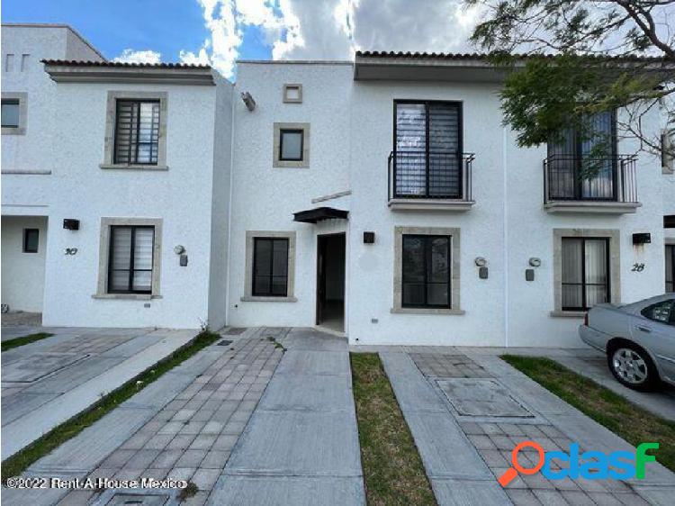 Venta en zakia casa 3 habitaciones JRH