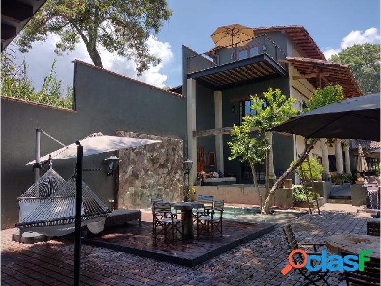 CASA EN VENTA ZONA CENTRO