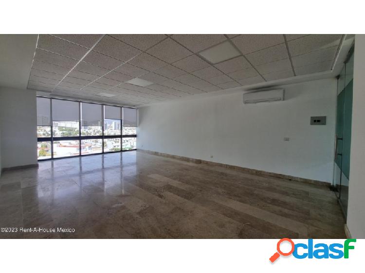 Juriquilla Santa Fe oficina de 45 m2 en RENTA.LERS4570